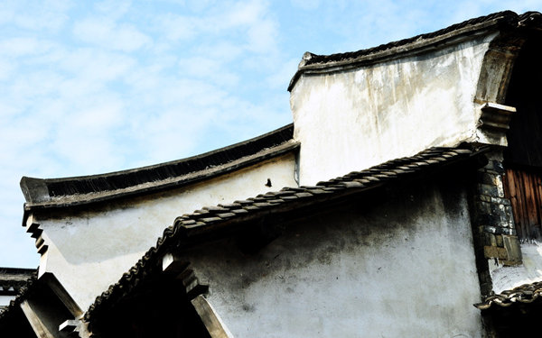 我国历经百年沧桑的青瓦建筑