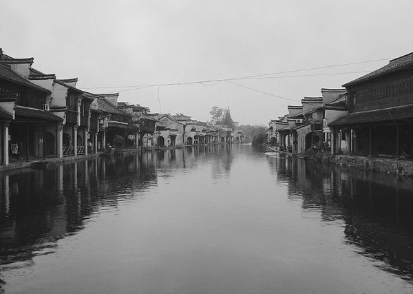 江南西镇对古老中国风的传承